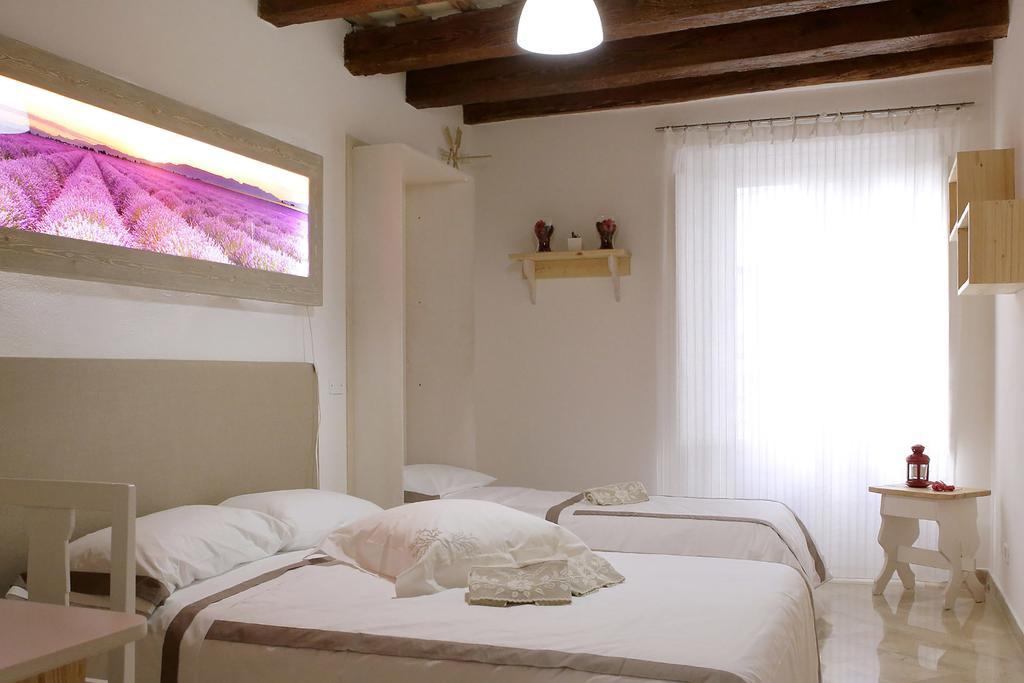 Appartamento Alla Corte Dei Misteri Trapani Extérieur photo